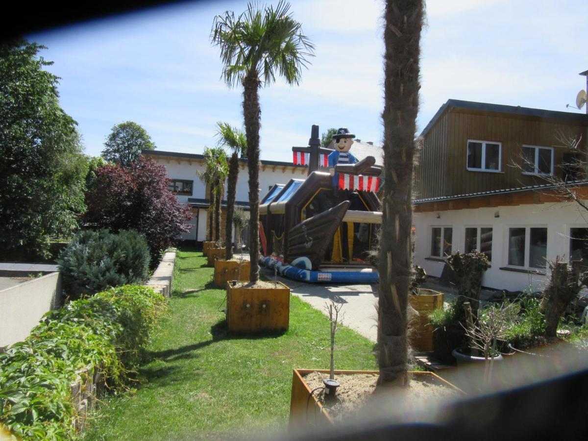 Ferienanlage Markus Nitsch Barenstein Exterior photo